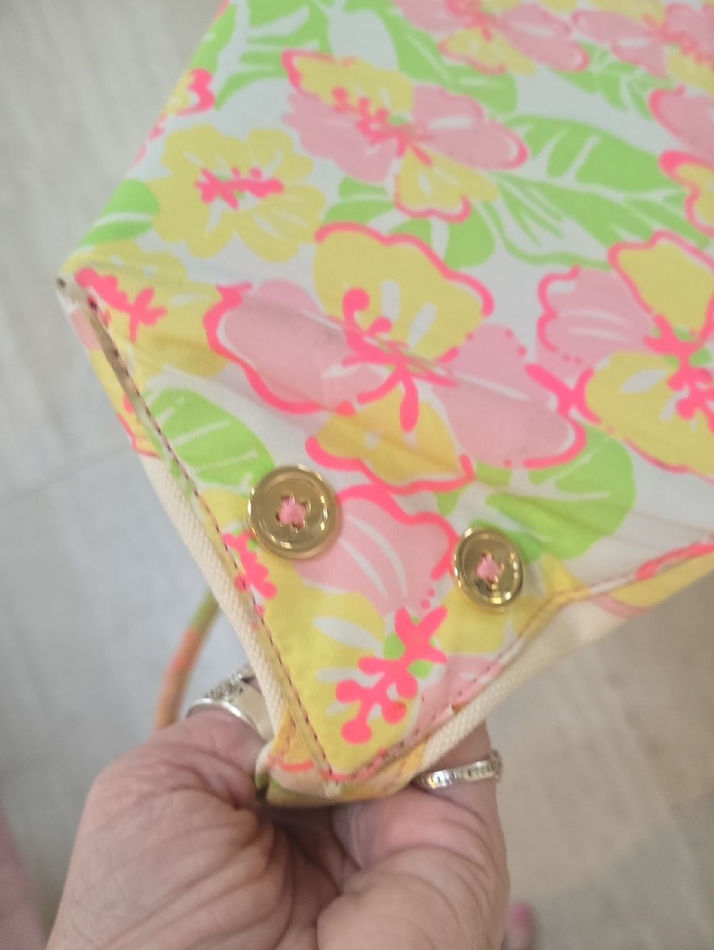 Lilly Pulitzer Zipper Mini Tote Bag - Picture 4 of 15